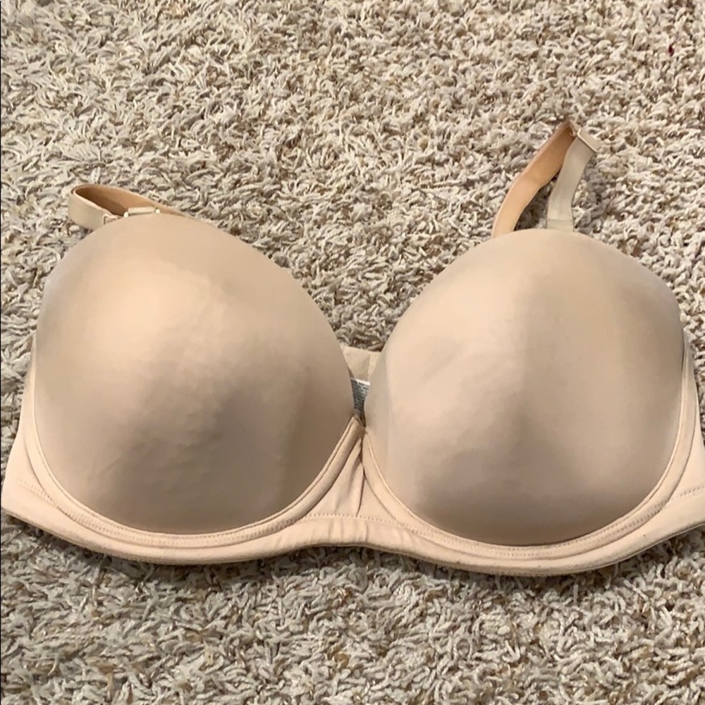 Wacoal red carpet convertible bra. Tan size 36DDD